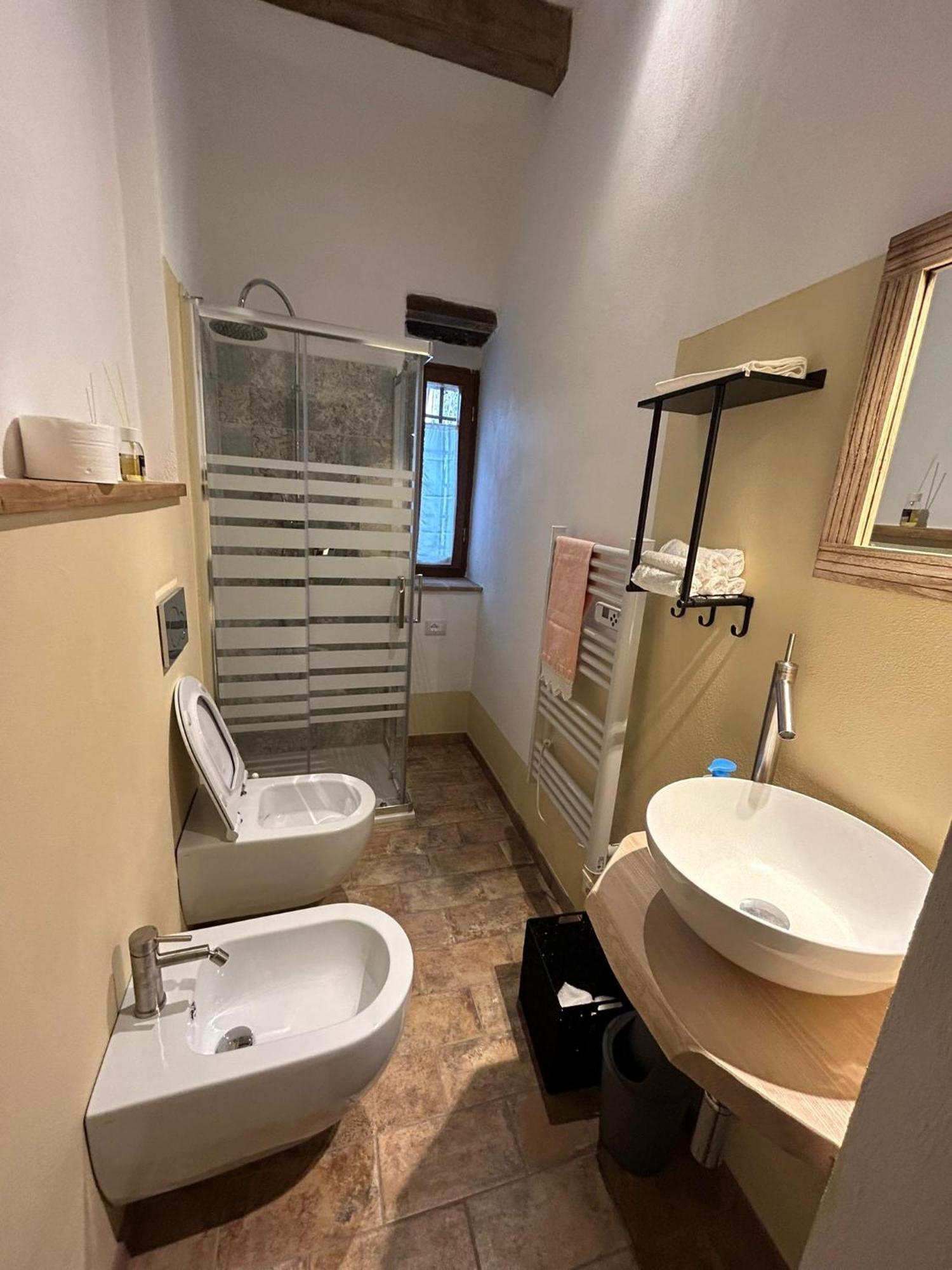 Borgo Di Mezzo Apartment Castelnuovo dellʼAbate Екстериор снимка